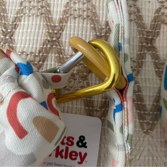 Fabric Dog Leash And Waste Bag Holder - Boots &
Barkley™ - Picture 9 of 11